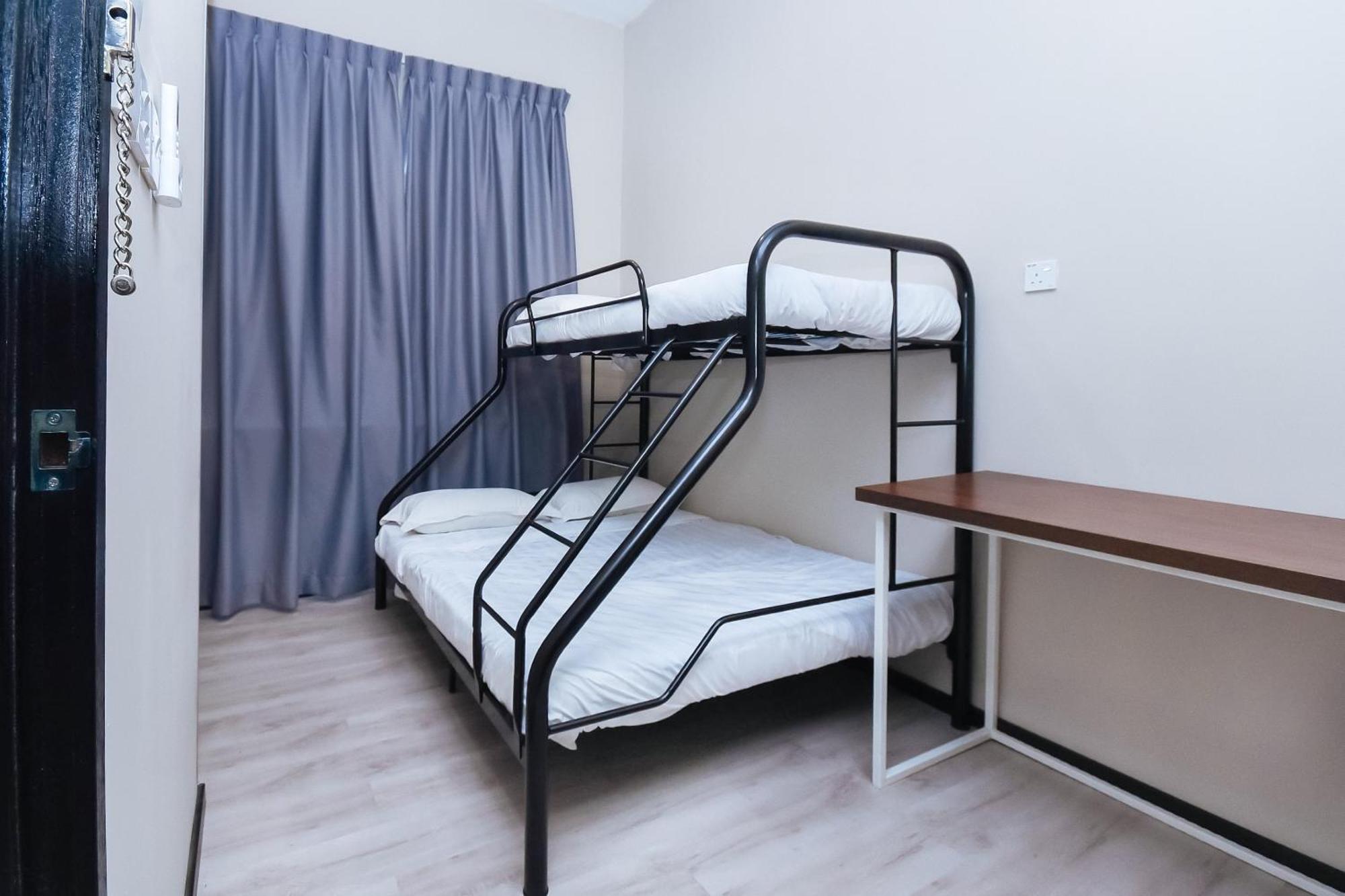 Spot On 89838 Lm Residence Мири Екстериор снимка